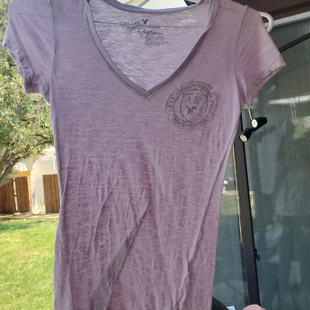 Lavender american eagle t shirt